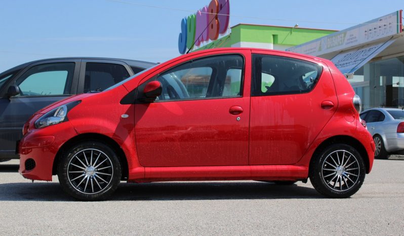 Toyota Aygo 5/2009 full