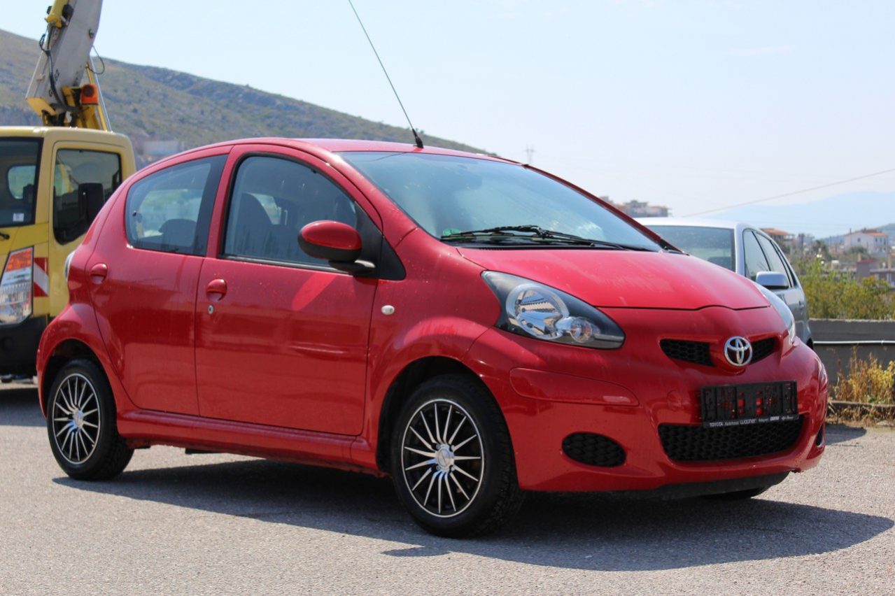 Toyota aygo 2009г