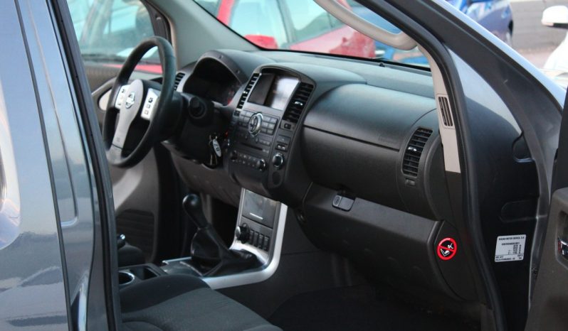Nissan Navara 4/2011 full